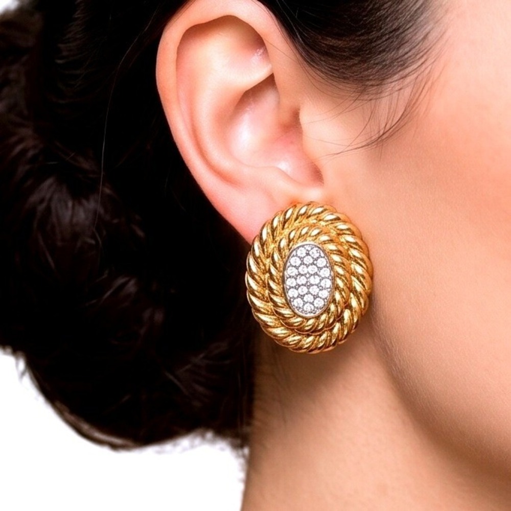 Sue Ellen Vintage Gold Tone Twisted Rope Pave Crystal Oval Clip On Earrings